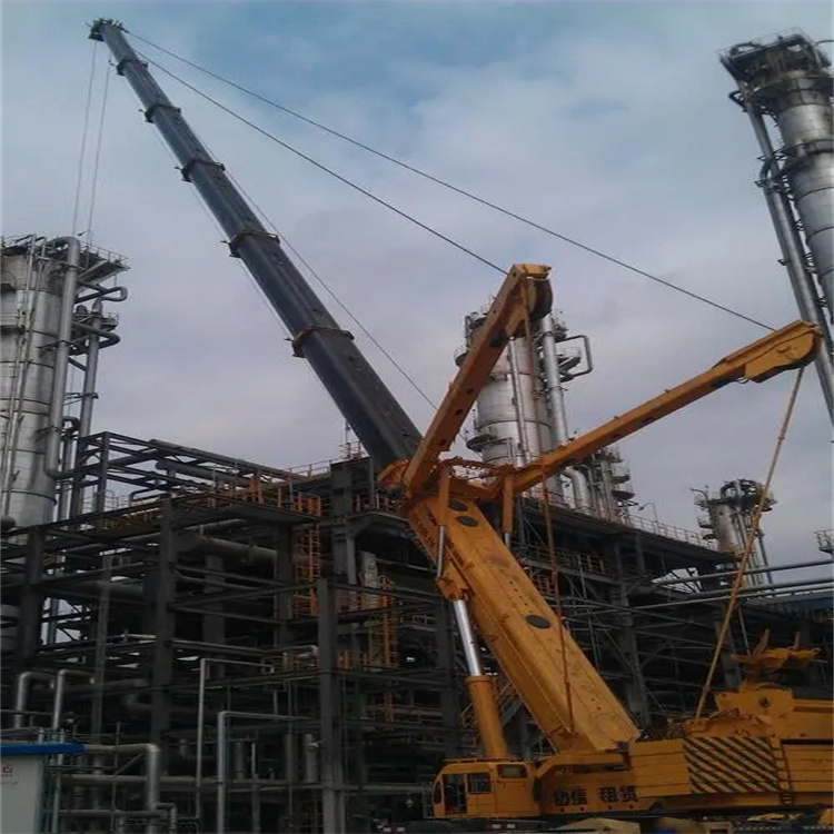 平南吊板房的吊车